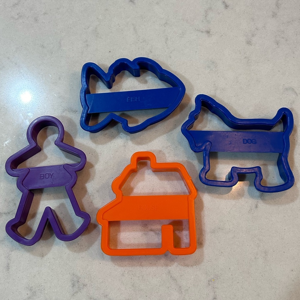4 Dayton Hudson 90’s cookie cutters plastic FISH DOG BOY HOUSE colorful